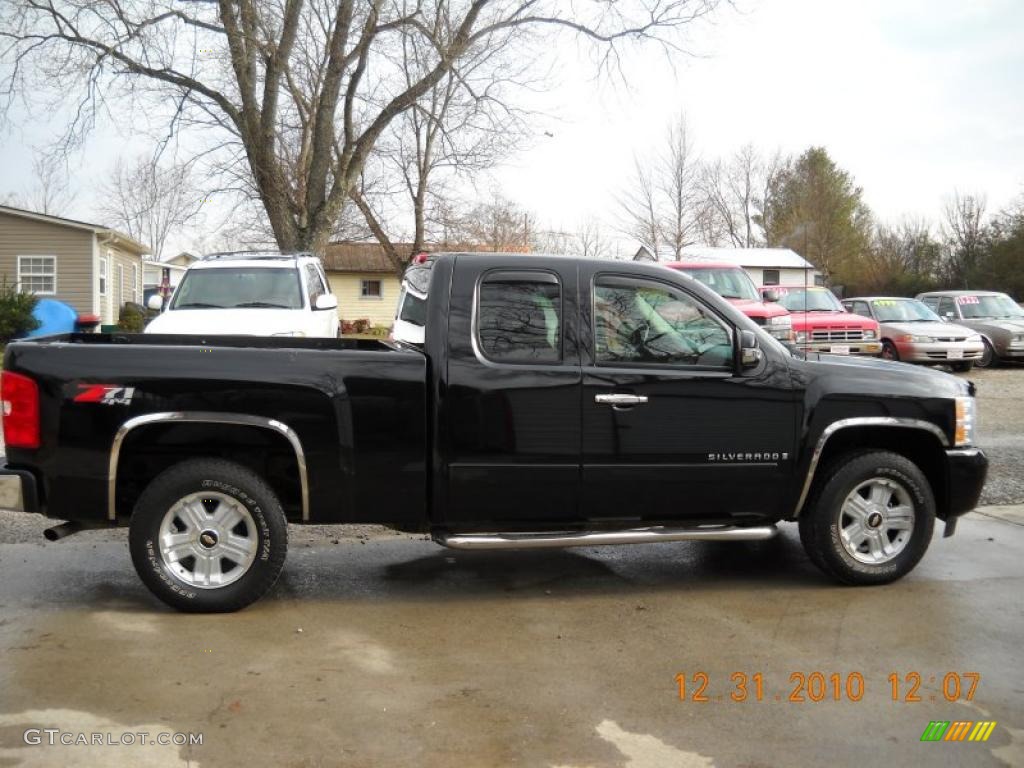 2007 Silverado 1500 LT Extended Cab 4x4 - Black / Light Cashmere/Ebony Black photo #8