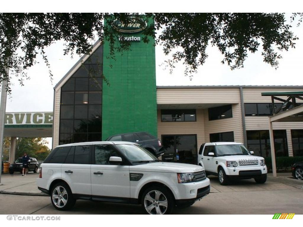 Fuji White Land Rover Range Rover Sport