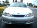 Crystal White - ES 300 Sedan Photo No. 3