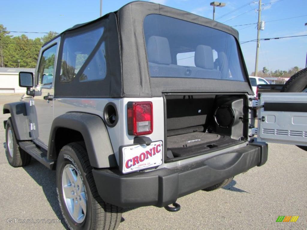 2011 Wrangler Sport S 4x4 - Bright Silver Metallic / Black photo #12