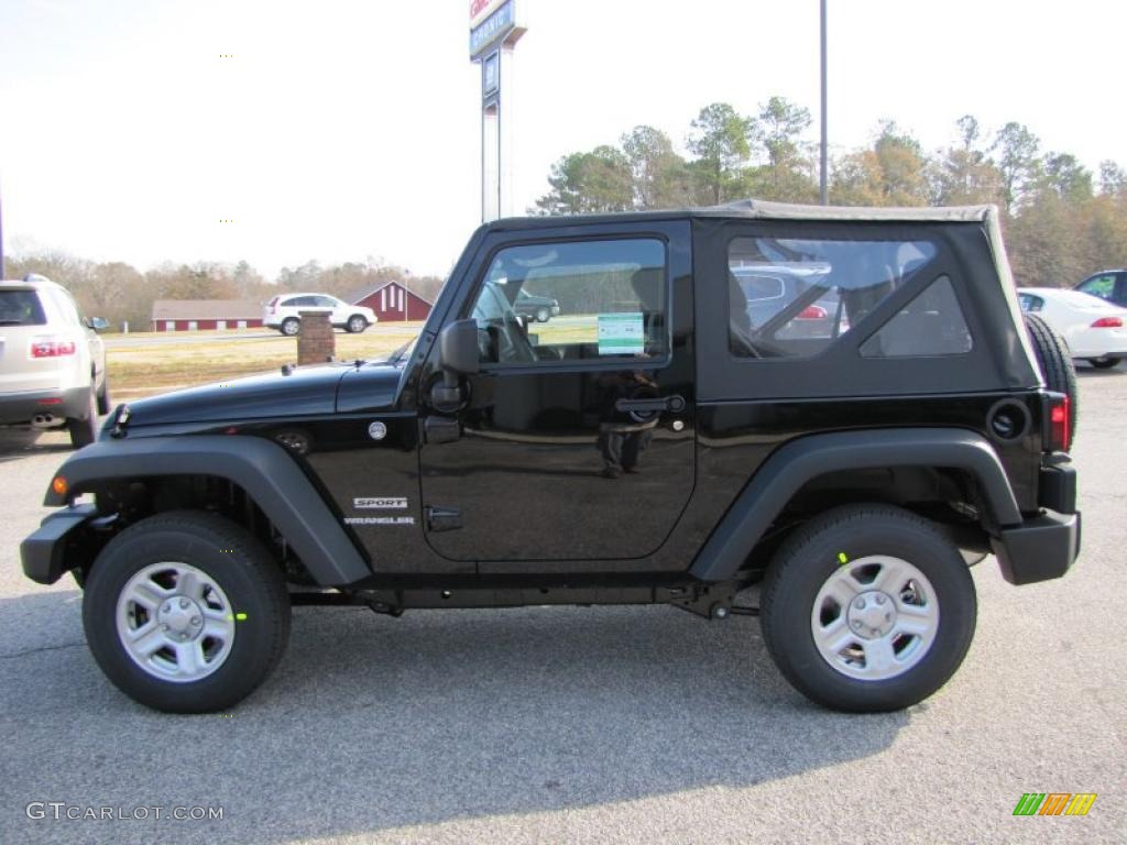 2011 Wrangler Sport 4x4 - Black / Black photo #4