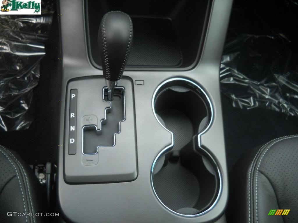 2011 Sorento EX V6 AWD - White Sand Beige / Black photo #18