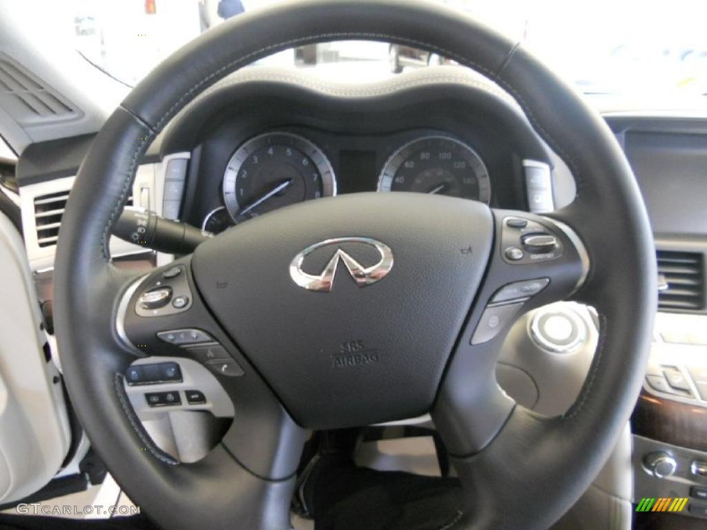 2011 Infiniti M 56 Sedan Steering Wheel Photos