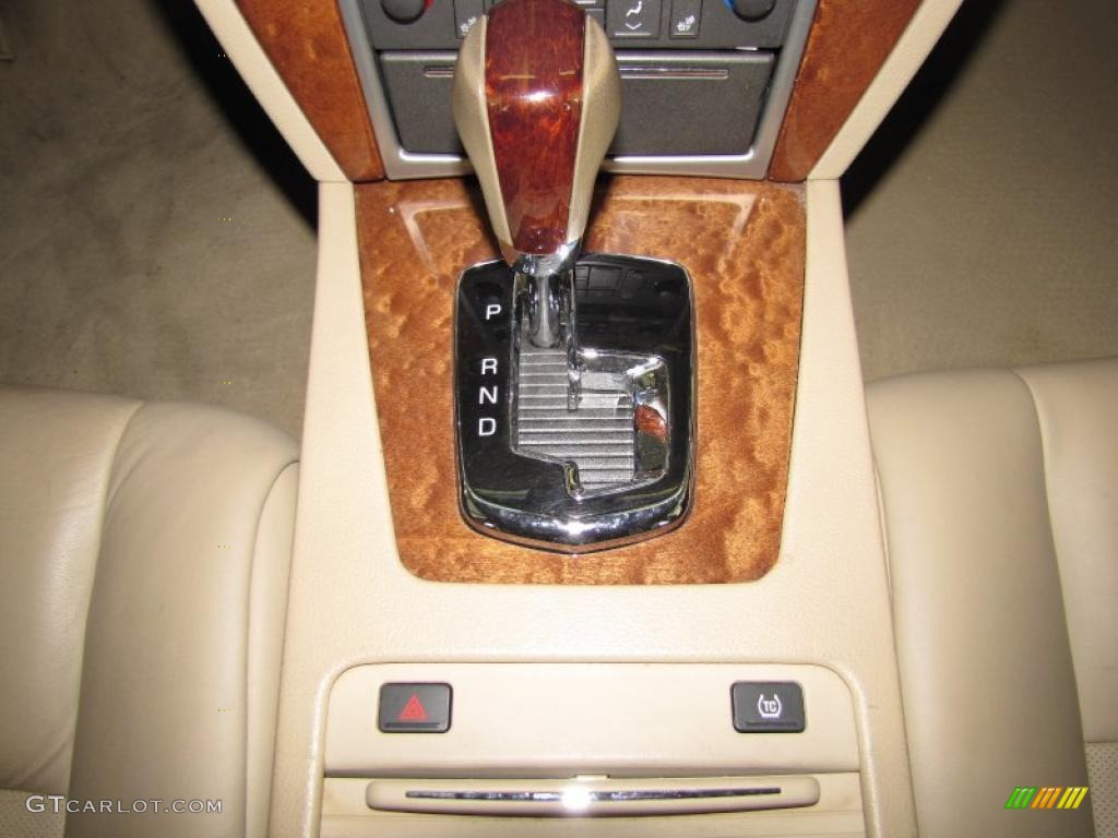 2008 STS V6 - White Diamond Tricoat / Cashmere photo #16