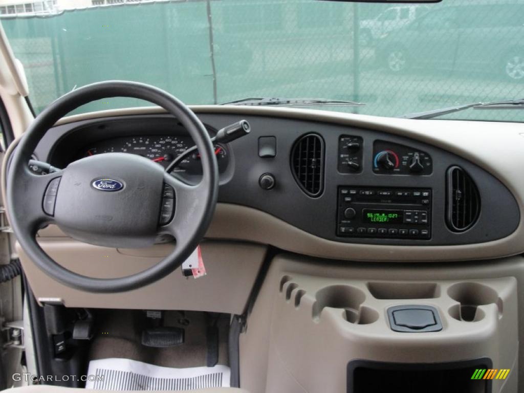 2005 Ford E Series Van E150 XLT Passenger Medium Pebble Dashboard Photo #42290547