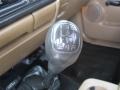 2000 Chevrolet Silverado 2500 Tan Interior Transmission Photo