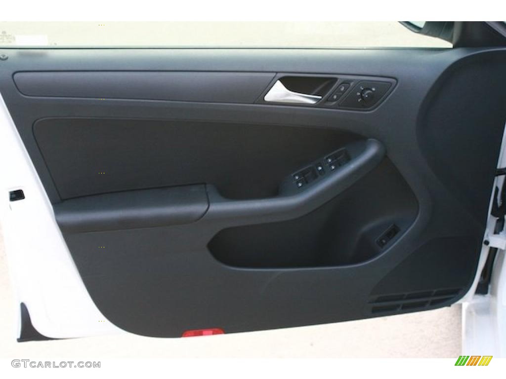 2011 Volkswagen Jetta SE Sedan Titan Black Door Panel Photo #42292655