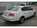 Candy White - Passat Lux Sedan Photo No. 7