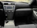 Black - Camry SE Photo No. 19