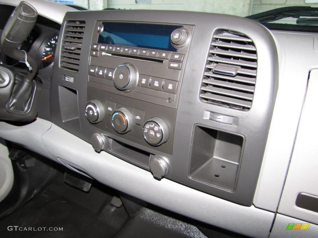 2008 GMC Sierra 1500 Extended Cab Controls Photo #42300056