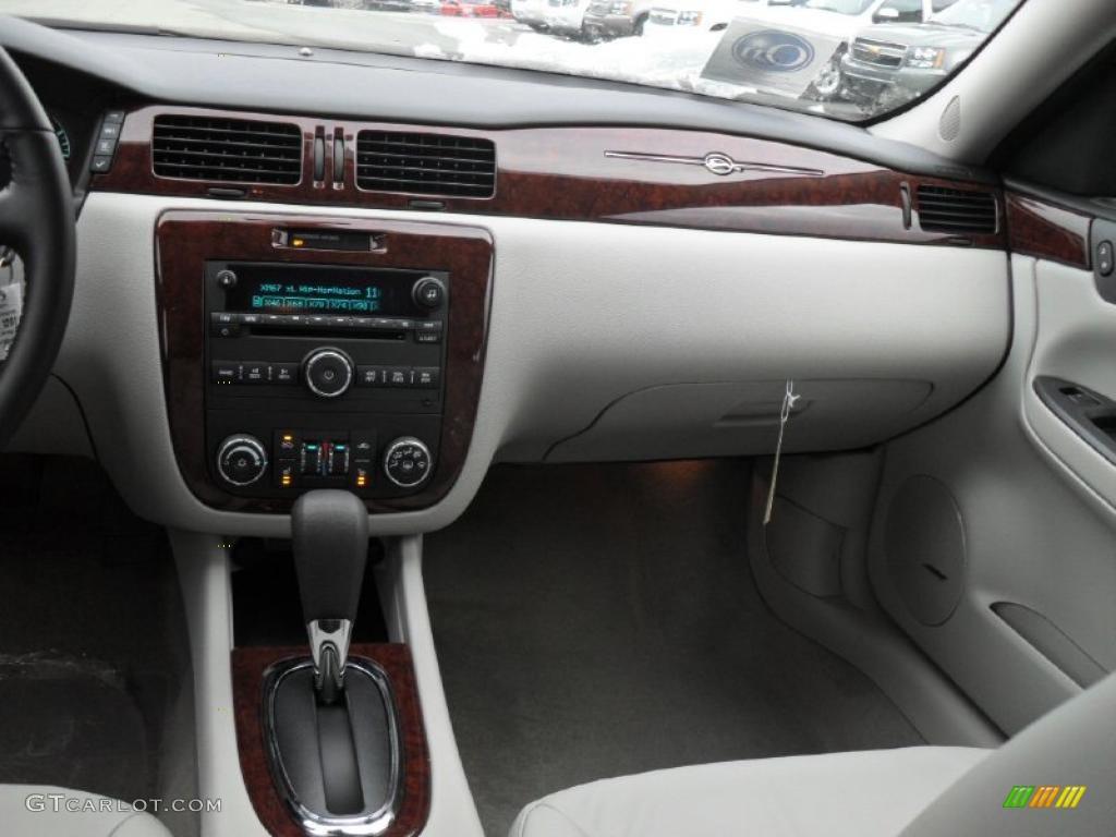 2011 Impala LT - Cyber Gray Metallic / Gray photo #15