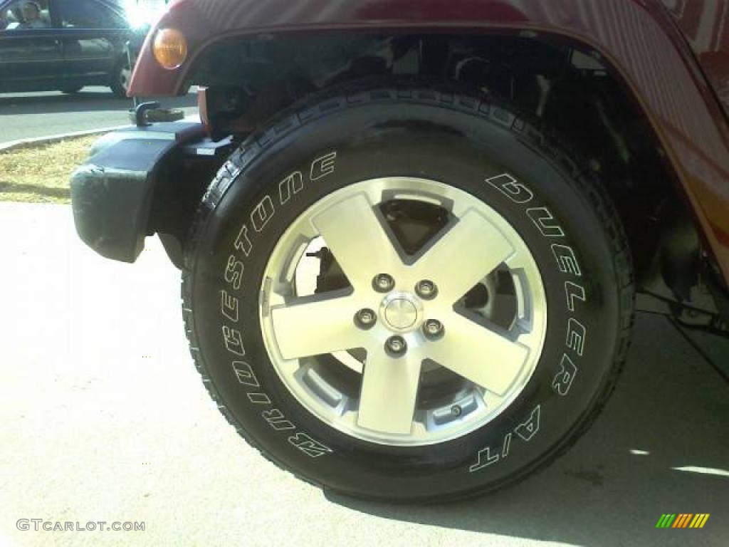 2008 Jeep Wrangler Unlimited Sahara Wheel Photo #42302788