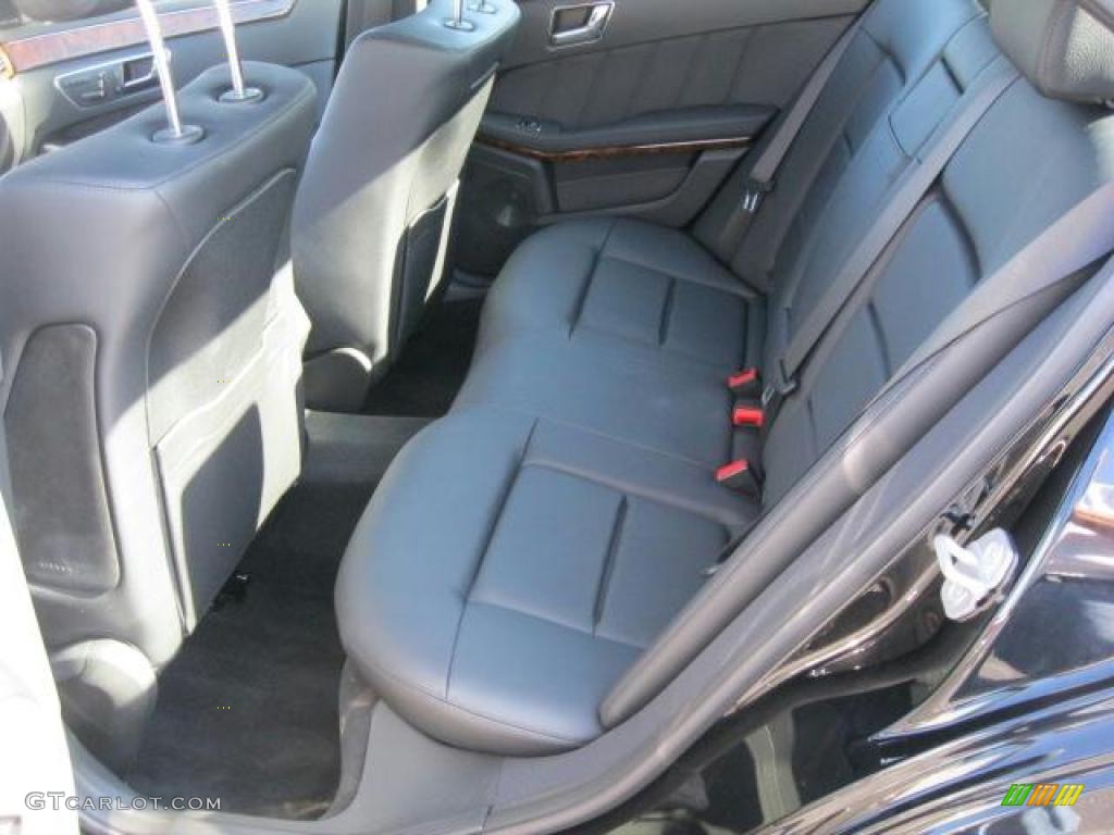 Black Interior 2011 Mercedes-Benz E 350 BlueTEC Sedan Photo #42302836
