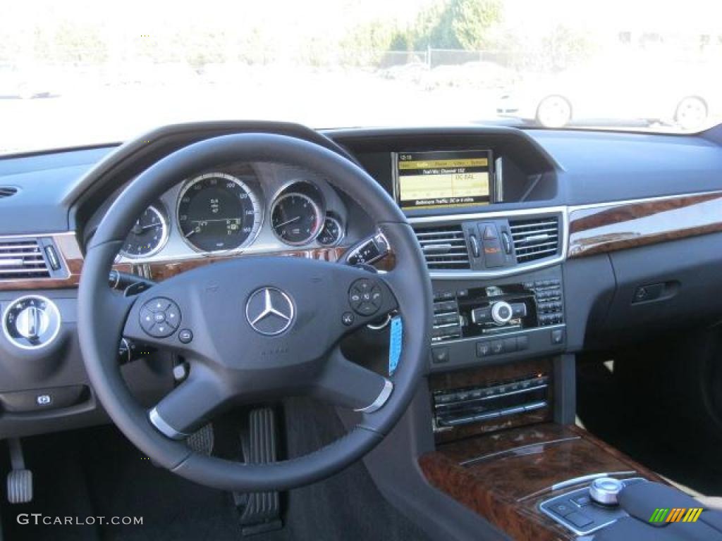 2011 Mercedes-Benz E 350 BlueTEC Sedan Black Dashboard Photo #42302868