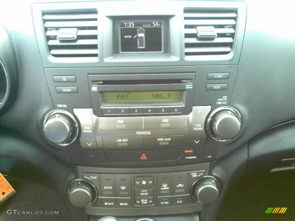 2009 Toyota Highlander Sport Controls Photos