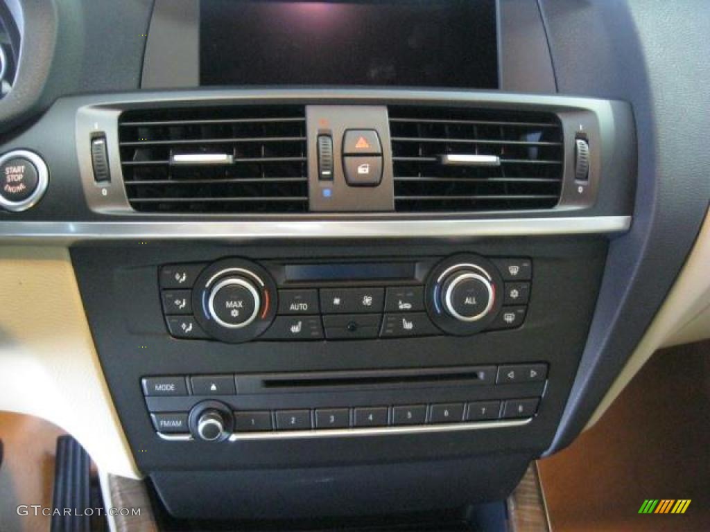 2011 BMW X3 xDrive 35i Controls Photo #42303304