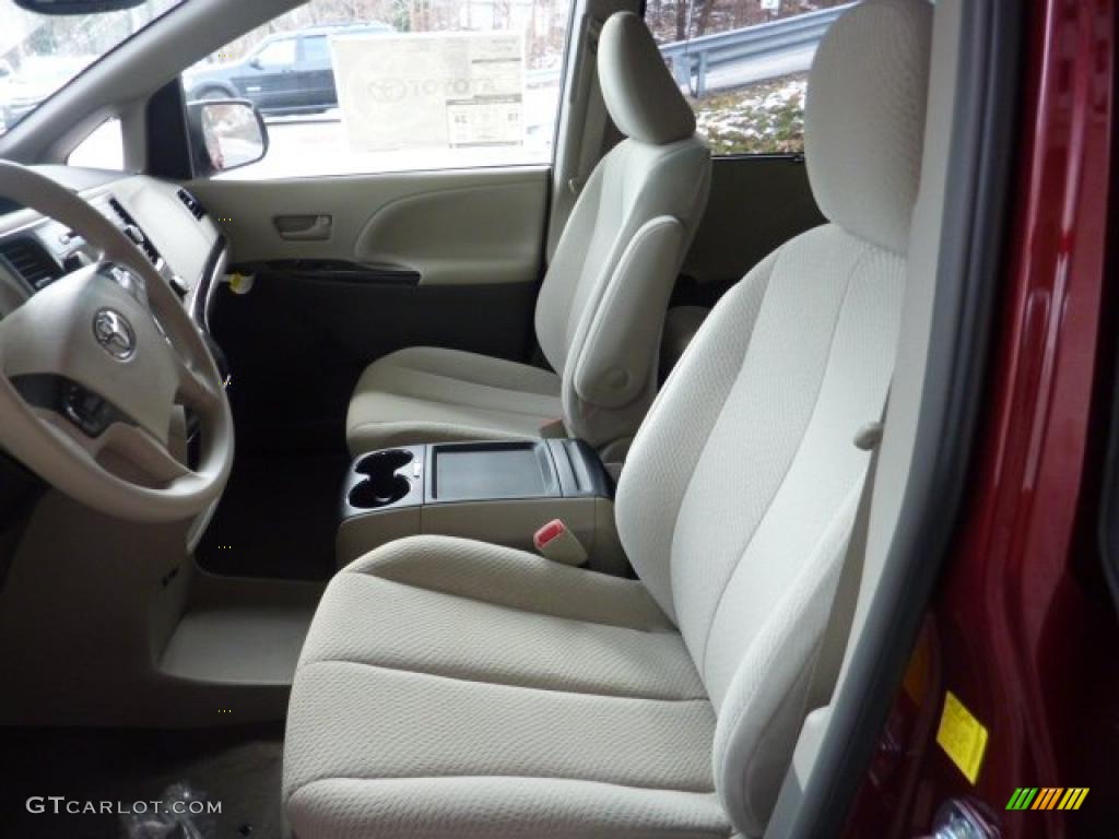 2011 Sienna LE - Salsa Red Pearl / Bisque photo #8
