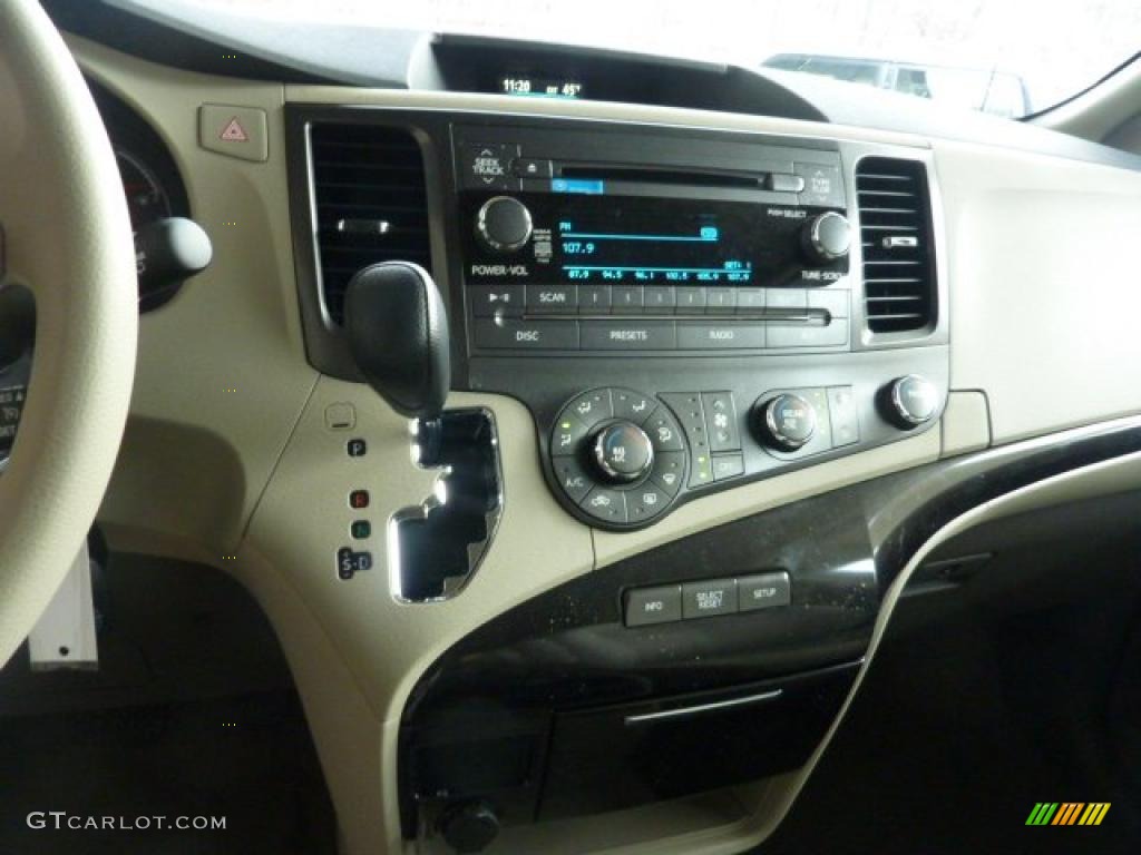 2011 Sienna LE - Salsa Red Pearl / Bisque photo #13