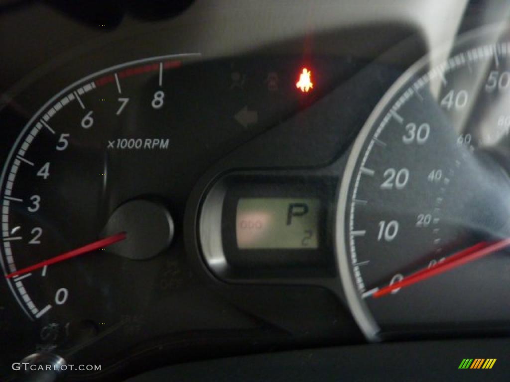 2011 Sienna LE - Salsa Red Pearl / Bisque photo #15