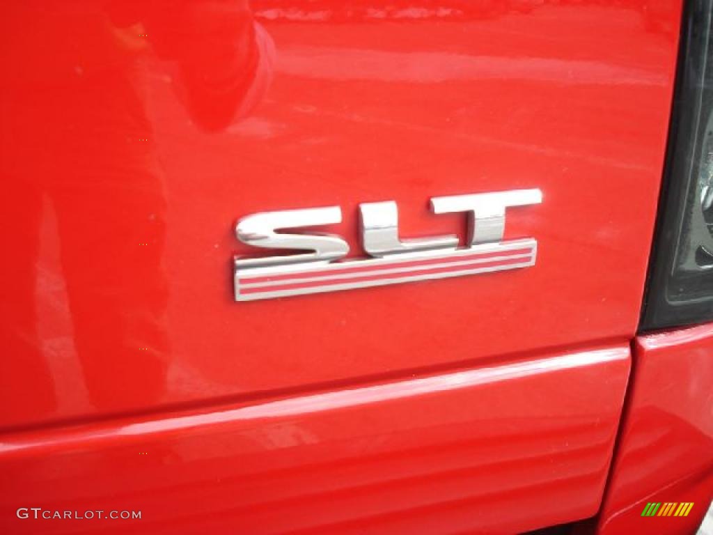 2004 Ram 1500 SLT Quad Cab - Flame Red / Dark Slate Gray photo #33