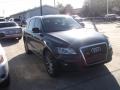 Brilliant Black - Q5 3.2 Premium quattro Photo No. 3