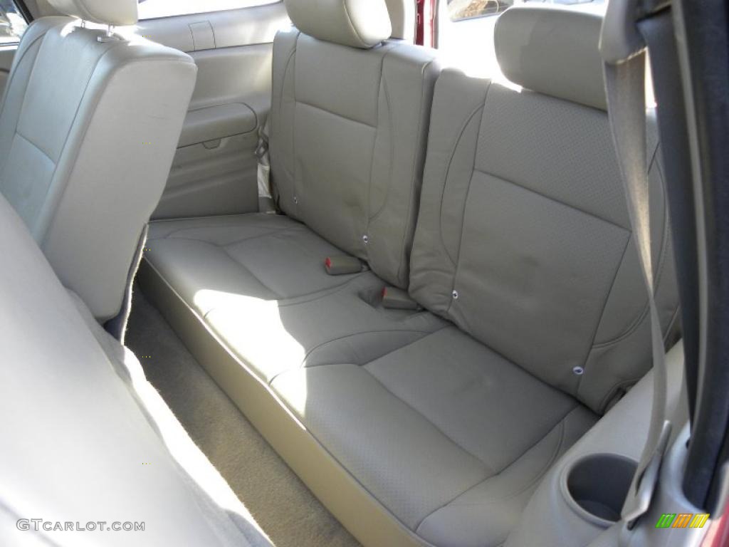 2006 Suzuki XL7 7 Passenger Interior Color Photos