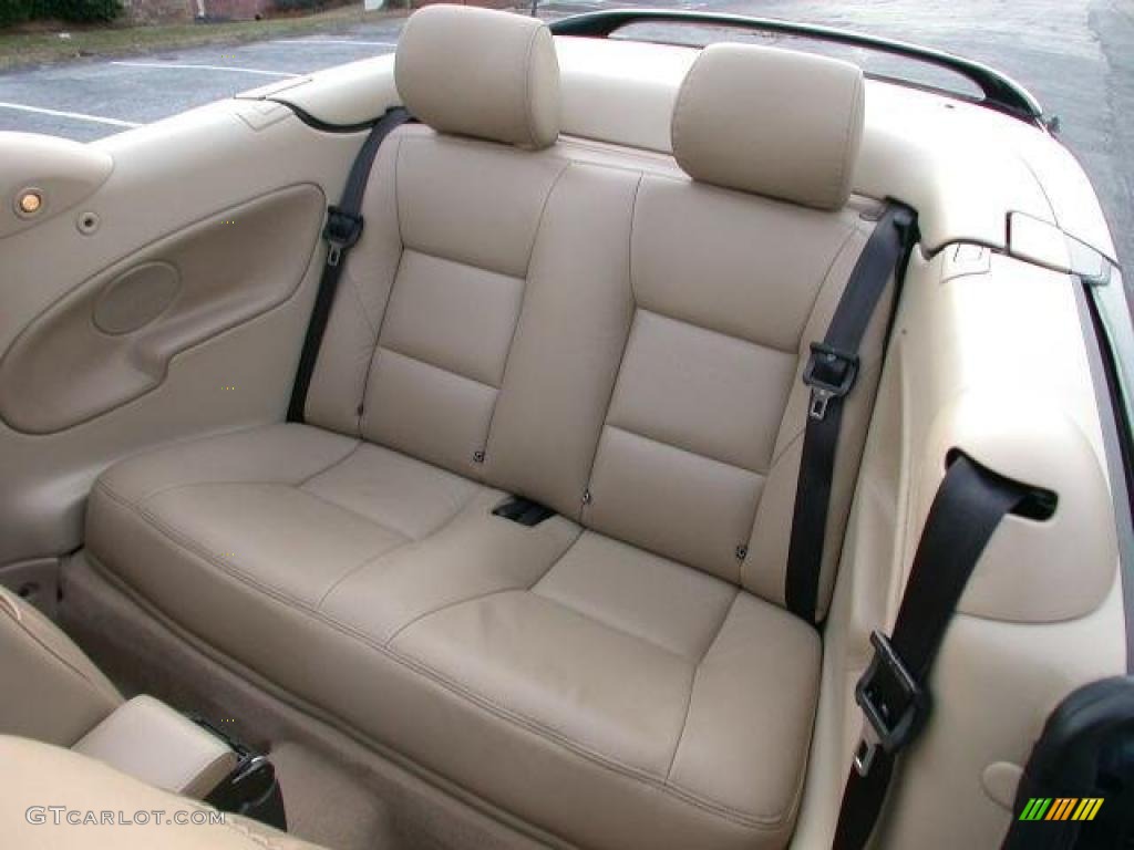 Sand Beige Interior 2002 Saab 9-3 SE Convertible Photo #42308724