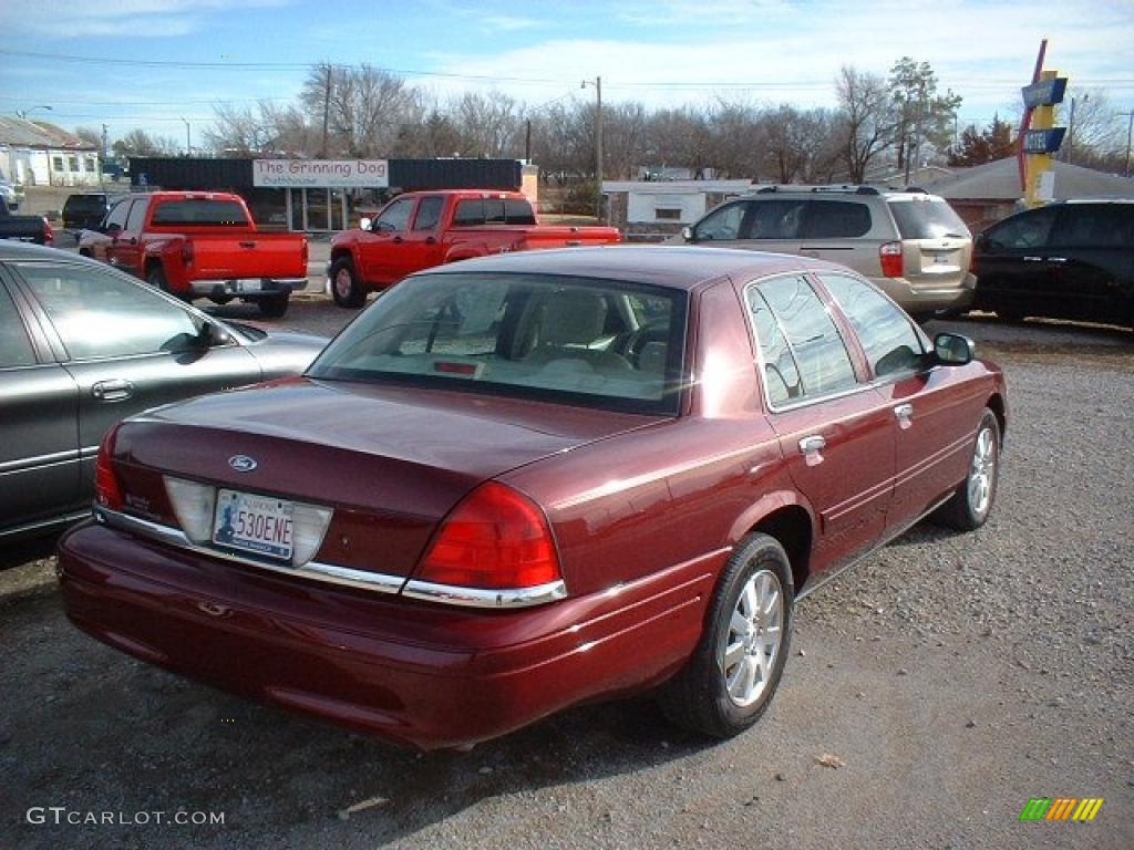 2006 Crown Victoria LX - Dark Toreador Red Metallic / Light Camel photo #5