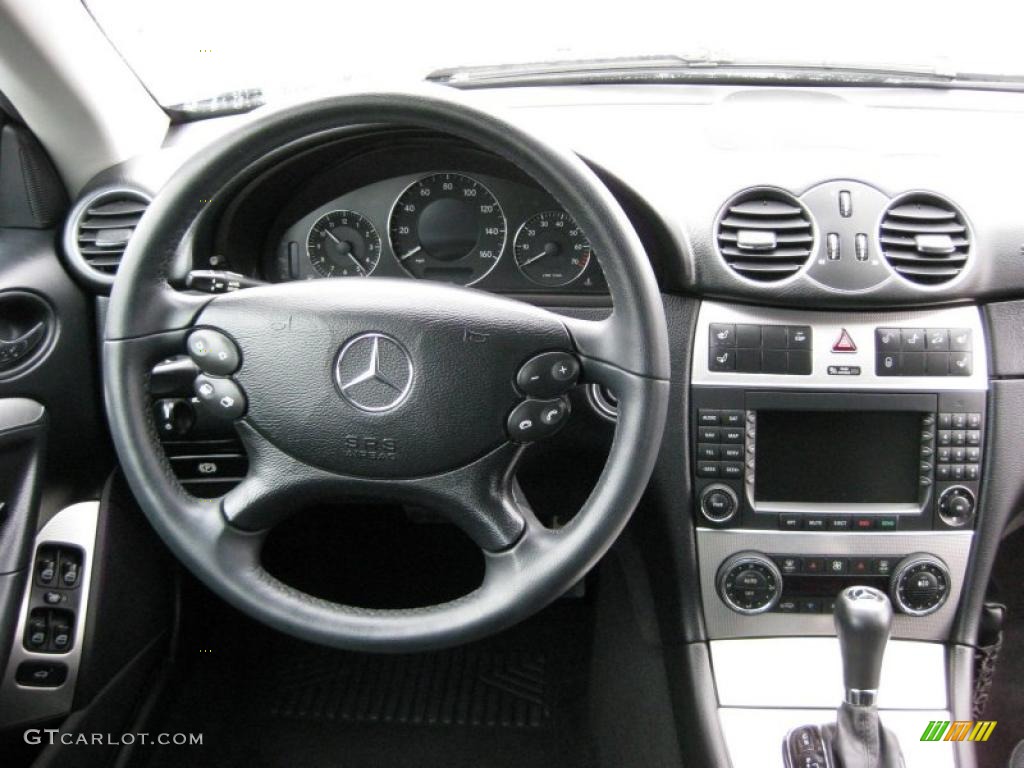 2006 Mercedes-Benz CLK 350 Cabriolet Black Dashboard Photo #42314563