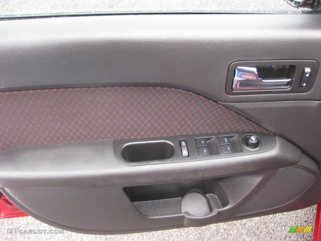 2007 Ford Fusion SE Charcoal Black Door Panel Photo #42314891