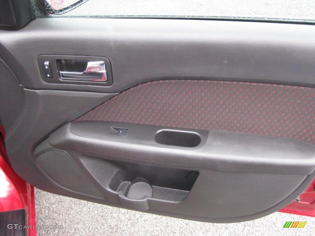 2007 Ford Fusion SE Charcoal Black Door Panel Photo #42314991