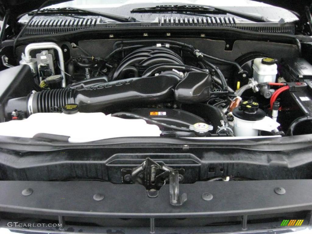 2007 Ford Explorer Sport Trac XLT 4x4 4.6 Liter SOHC 24 Valve VVT V8 Engine Photo #42315319