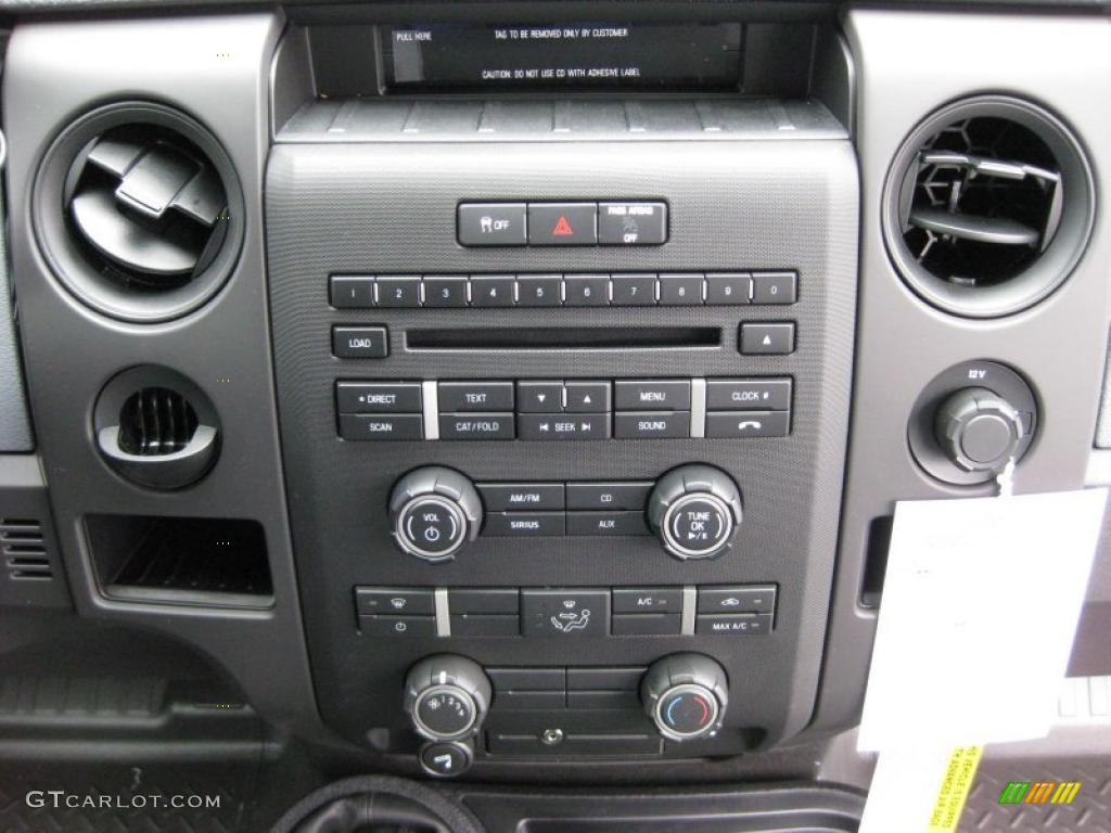 2011 Ford F150 XL SuperCab 4x4 Controls Photo #42317695