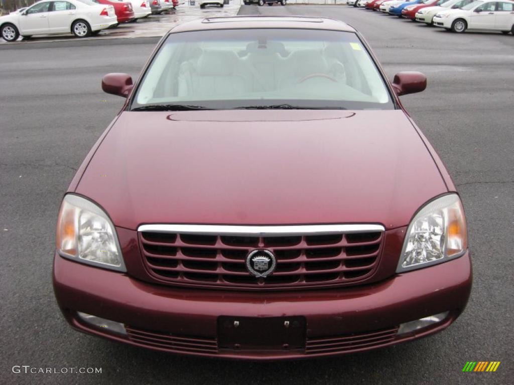 Cabernet Dark Red 2001 Cadillac DeVille DTS Sedan Exterior Photo #42319155
