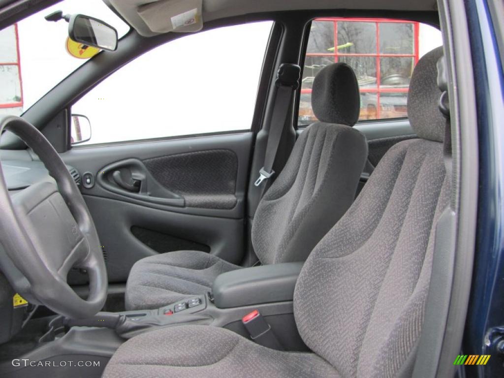Graphite Interior 2002 Chevrolet Cavalier LS Sedan Photo #42319227