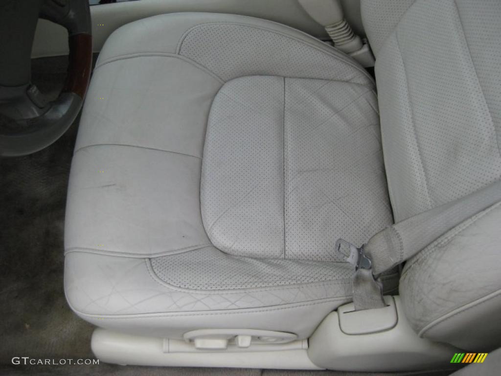 Oatmeal Interior 2001 Cadillac DeVille DTS Sedan Photo #42319319