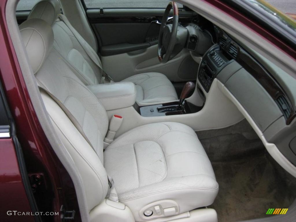 Oatmeal Interior 2001 Cadillac DeVille DTS Sedan Photo #42319395