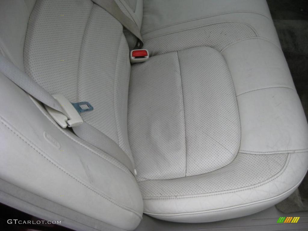 Oatmeal Interior 2001 Cadillac DeVille DTS Sedan Photo #42319463