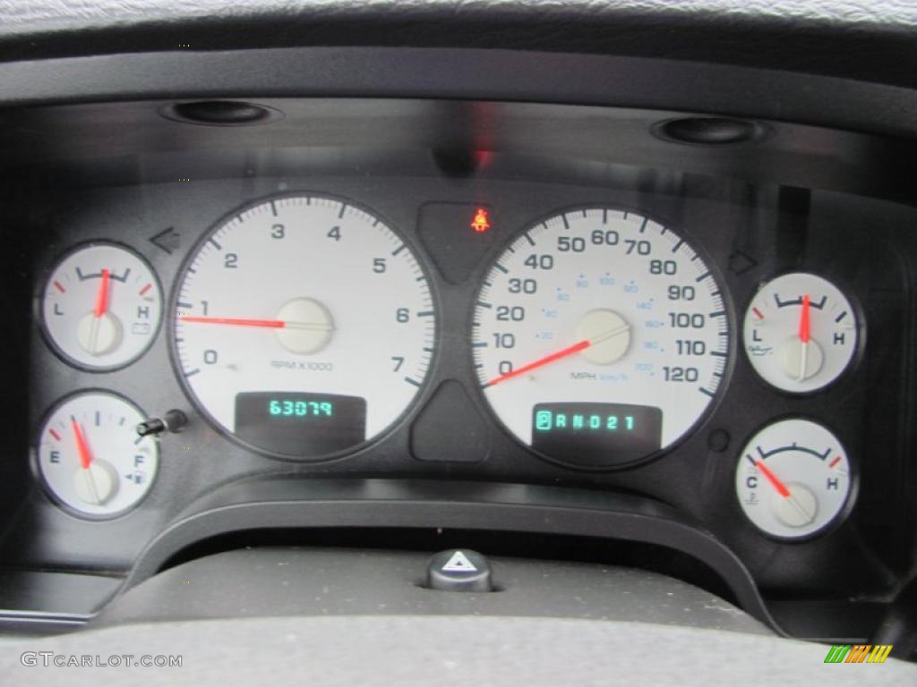 2004 Dodge Ram 2500 ST Regular Cab 4x4 Gauges Photos