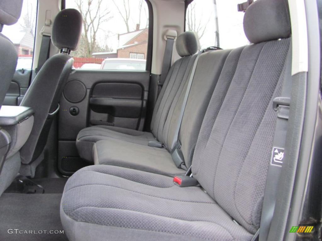 2005 Ram 1500 SLT Quad Cab 4x4 - Black / Dark Slate Gray photo #12