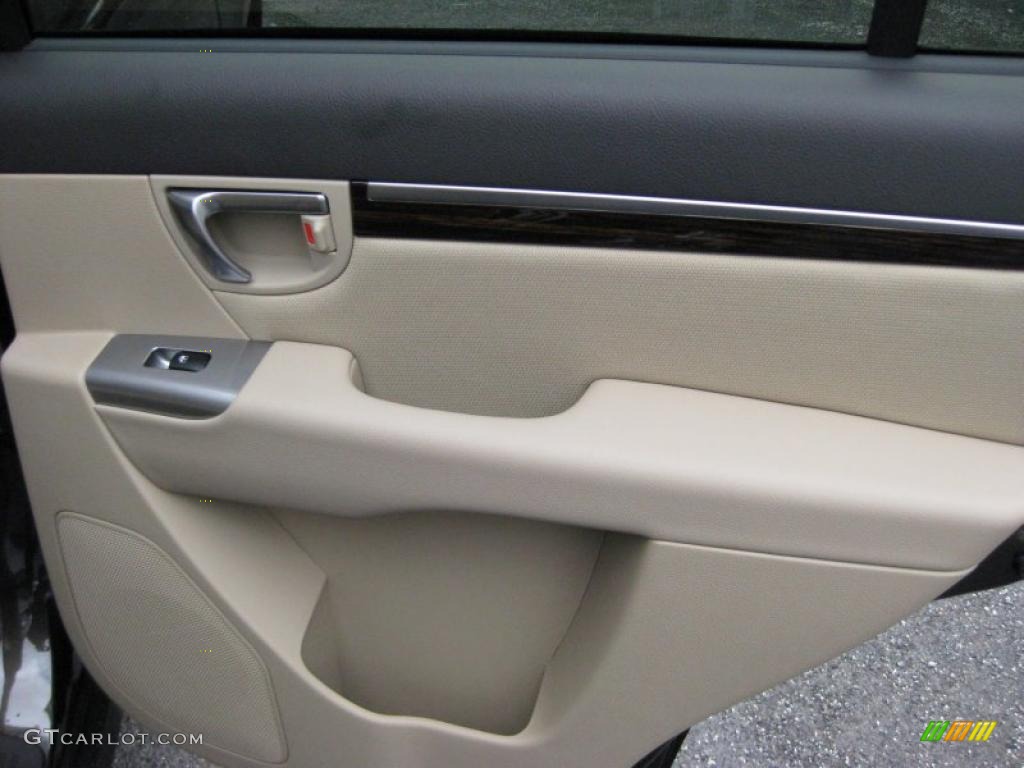 2011 Hyundai Santa Fe GLS AWD Beige Door Panel Photo #42319951