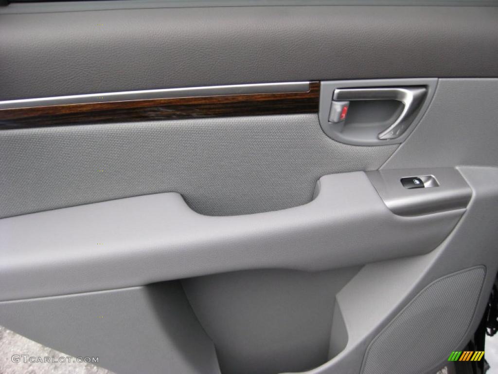 2011 Hyundai Santa Fe GLS AWD Gray Door Panel Photo #42320283