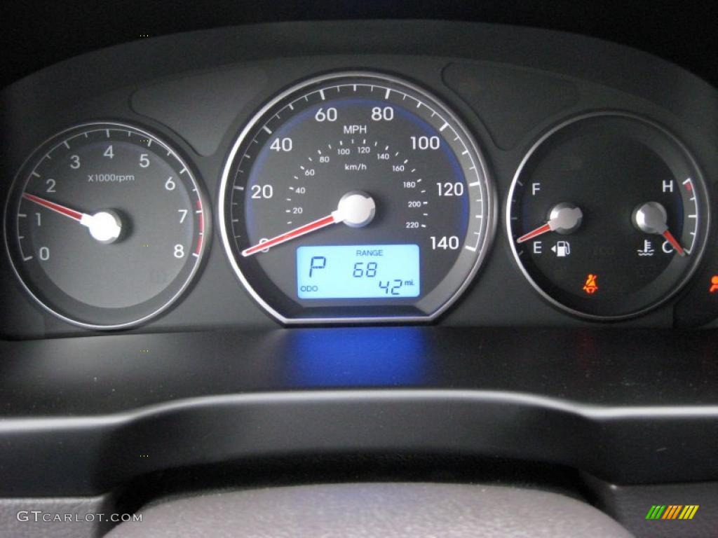 2011 Hyundai Santa Fe SE AWD Gauges Photo #42320883