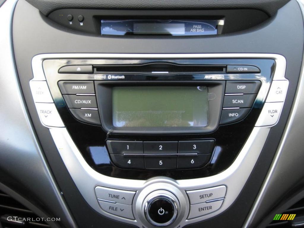2011 Hyundai Elantra Limited Controls Photo #42321275
