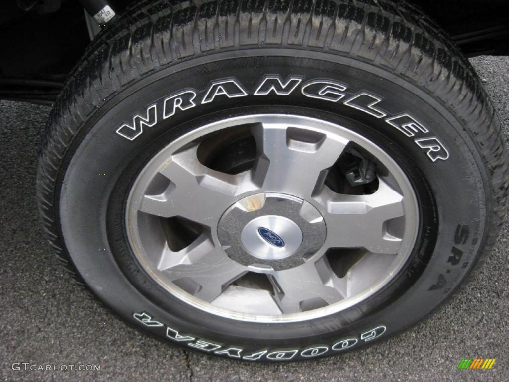 2010 F150 XLT SuperCab 4x4 - Tuxedo Black / Medium Stone photo #9