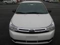 White Suede - Focus SE Sedan Photo No. 3