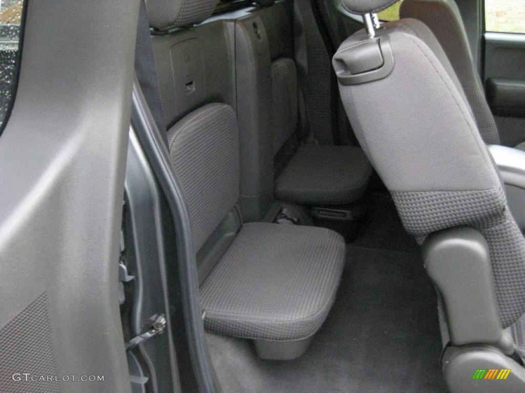 Charcoal Interior 2007 Nissan Frontier NISMO King Cab Photo #42324779