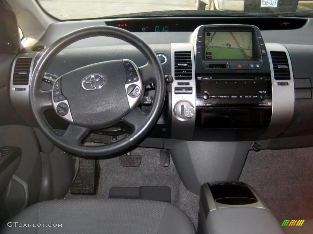 2006 Toyota Prius Hybrid Gray Dashboard Photo #42324997