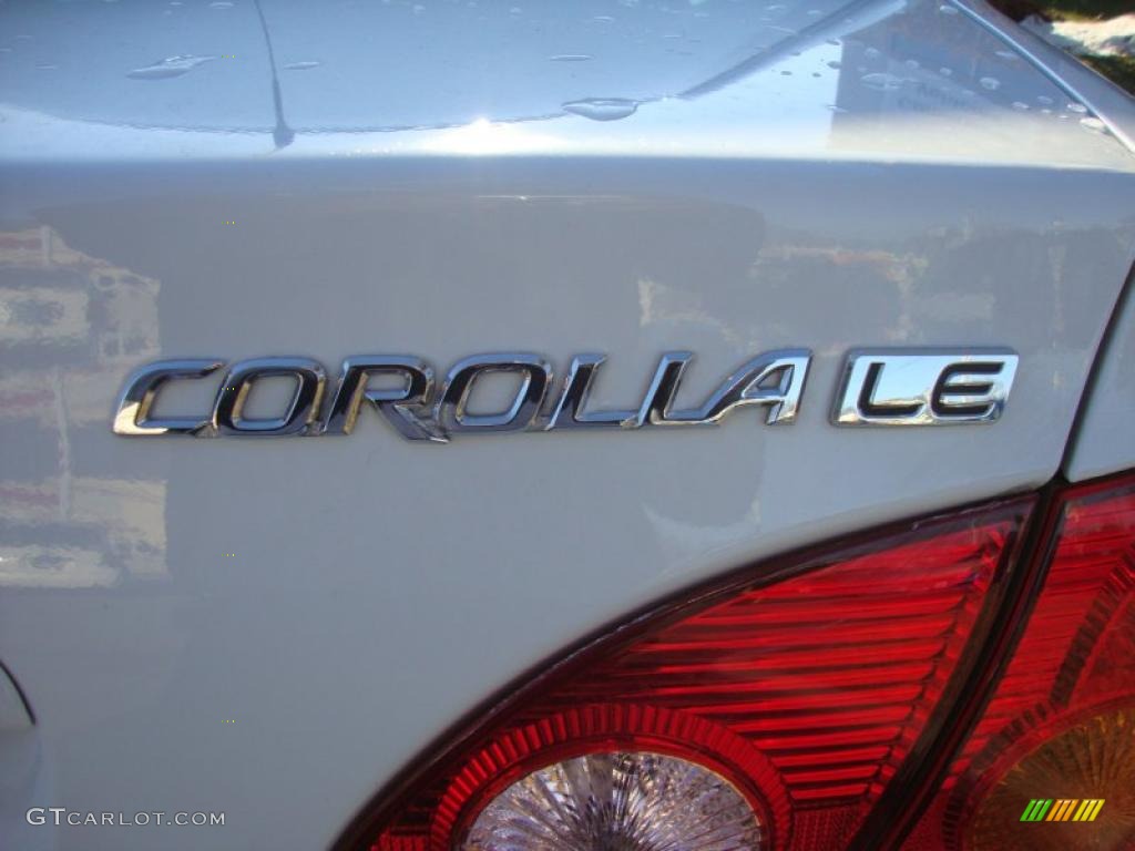 2004 Toyota Corolla LE Marks and Logos Photo #42329490
