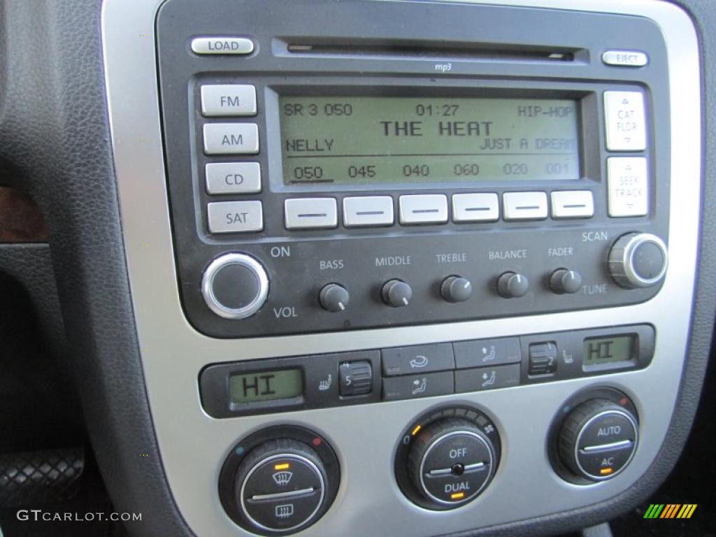 2008 Volkswagen Eos Lux Controls Photo #42333063